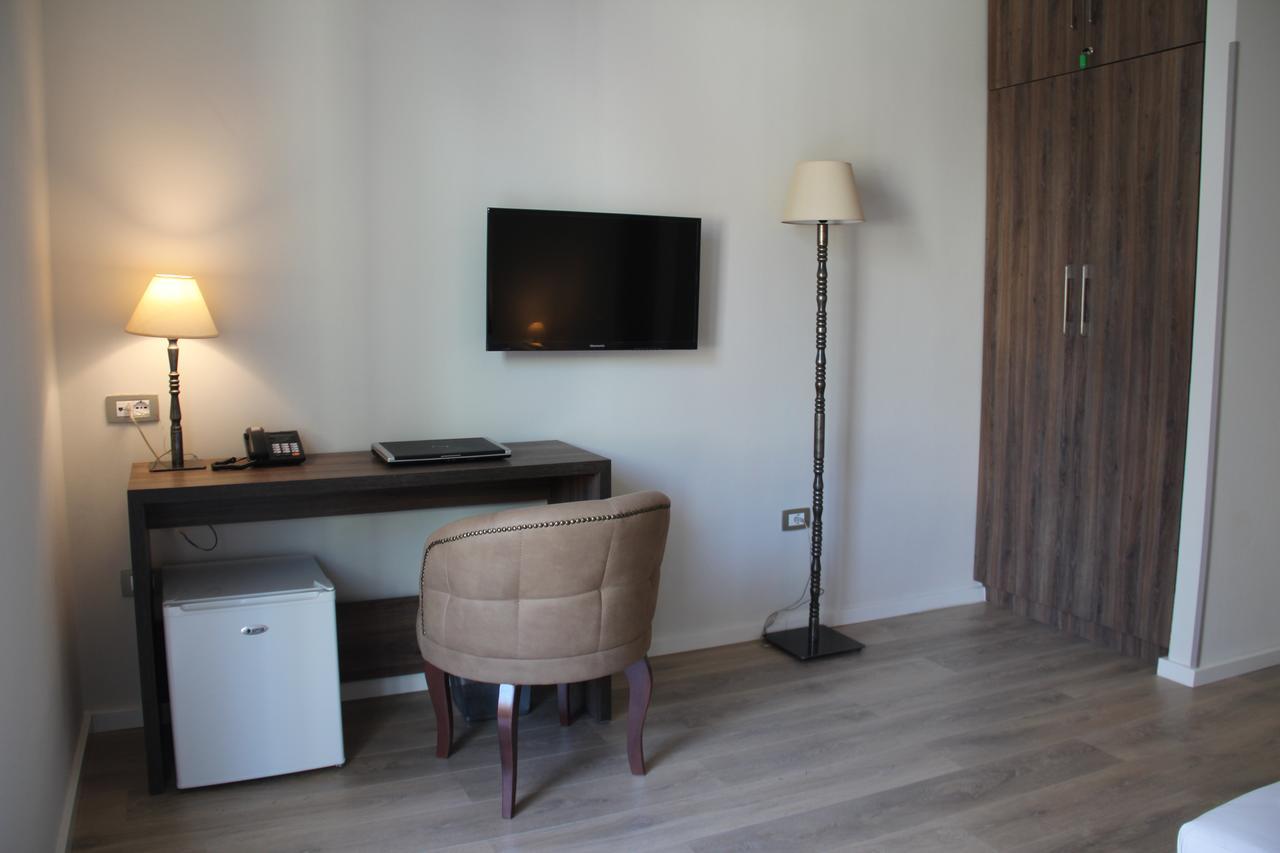 Hotel Hermes Tirana Exteriér fotografie
