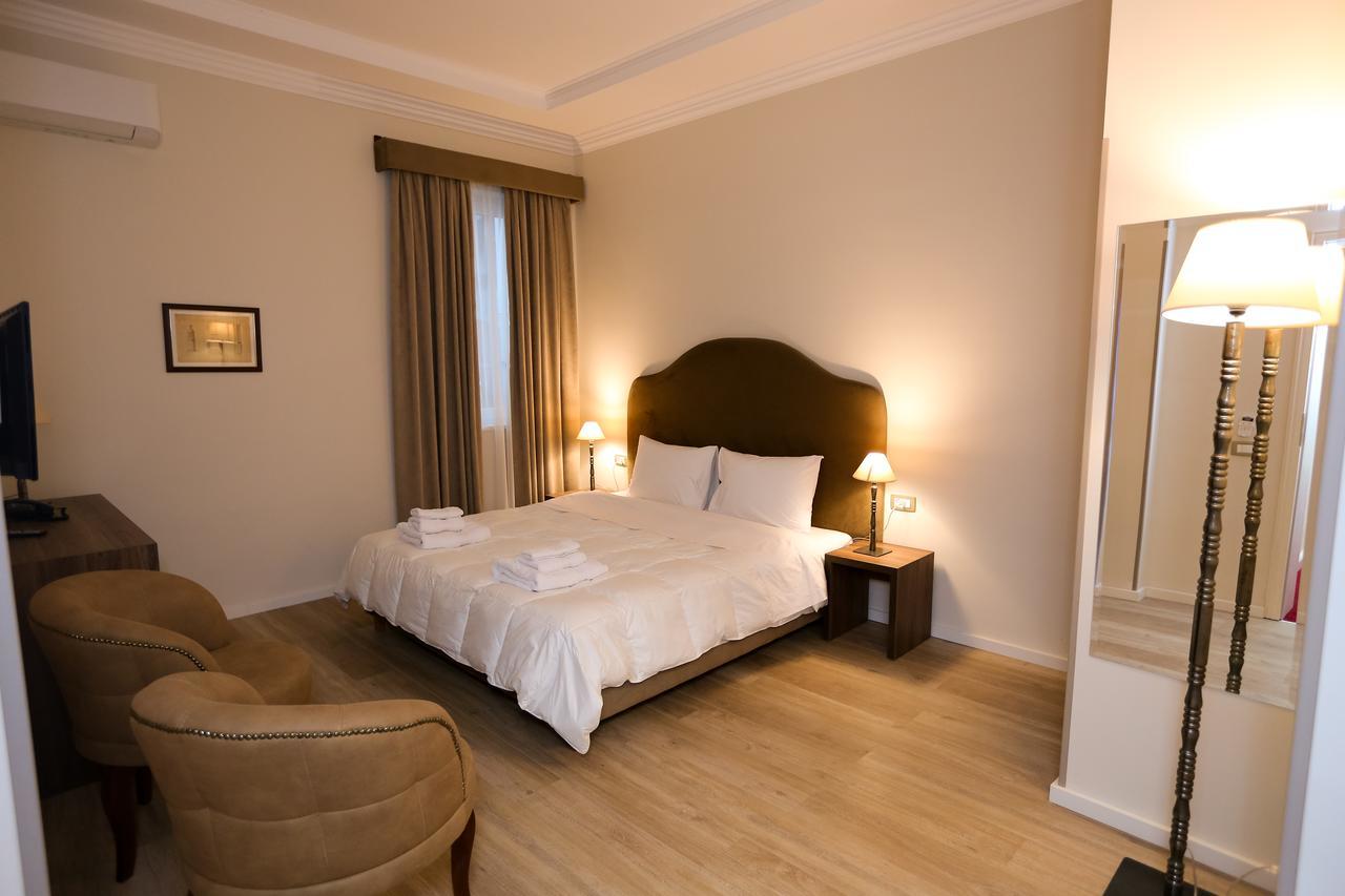 Hotel Hermes Tirana Exteriér fotografie