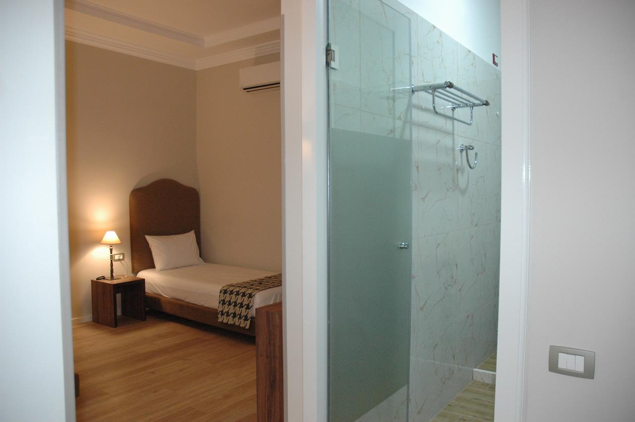 Hotel Hermes Tirana Exteriér fotografie